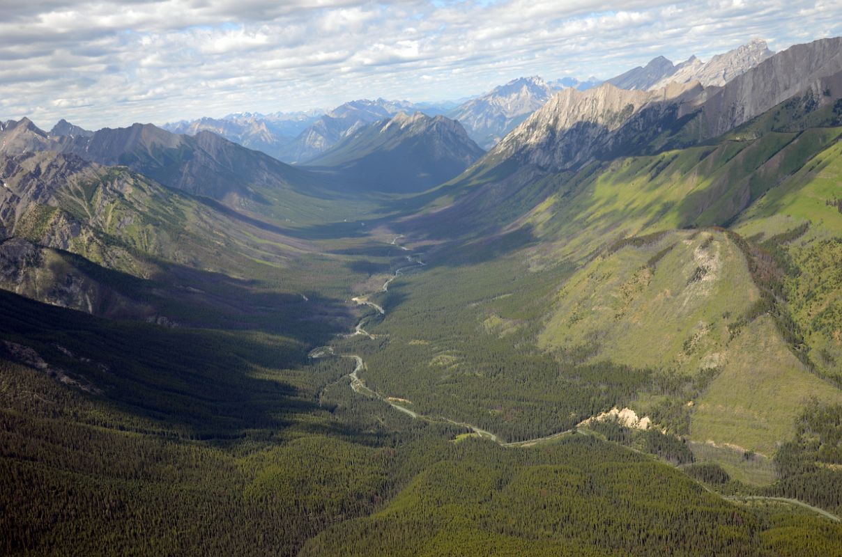 07 Spray River, Sundance Range, Sulphur Mountain, Cascade Mountain, Mount Rundle, Goat Range From Helicopter Between Lake Magog And Canmore